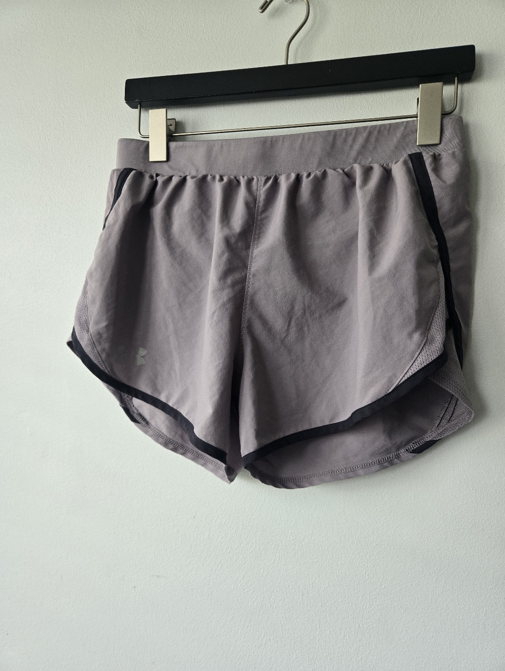 Under Armour Gray Shorts Small Running